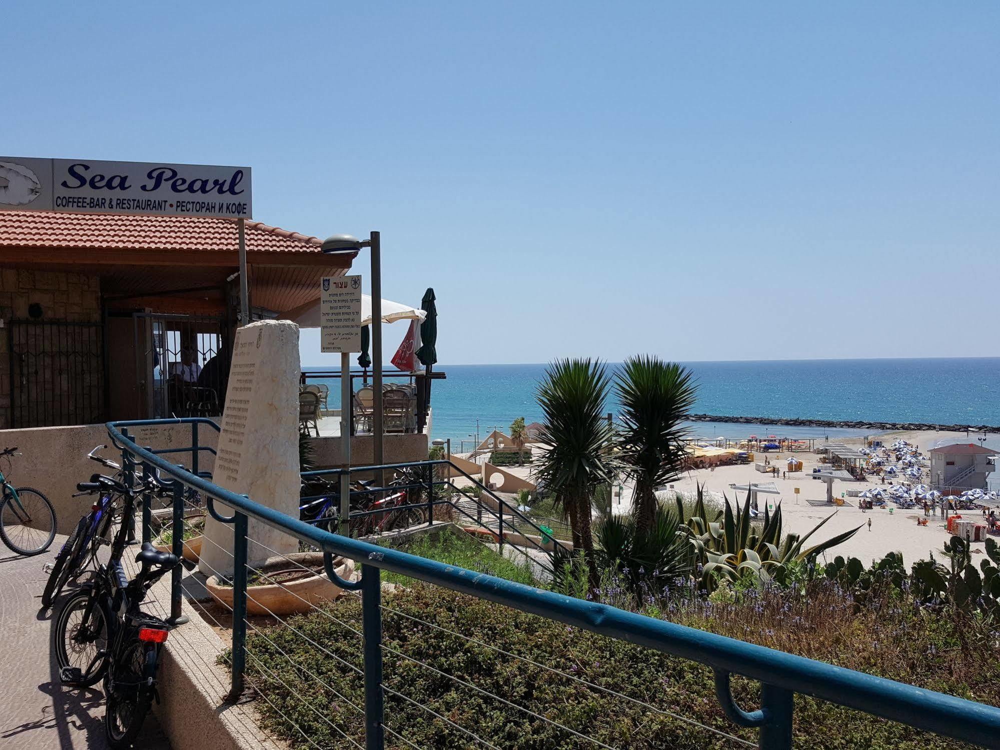 Netanya Motel Pierre Exterior photo