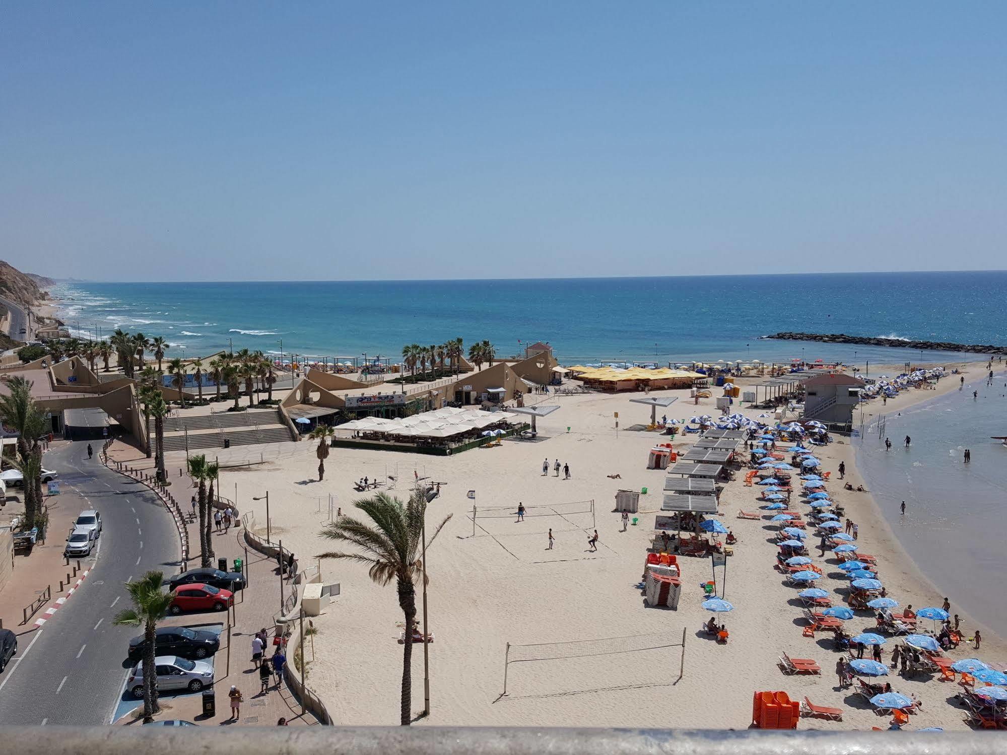Netanya Motel Pierre Exterior photo